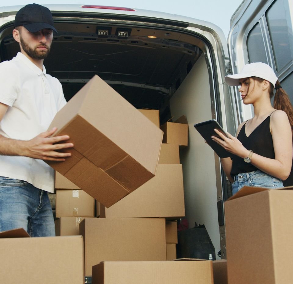 Long Distance Moving Services Experts in Oaklands